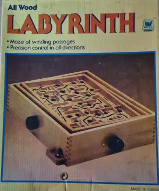 Laberinto de madera Wiss