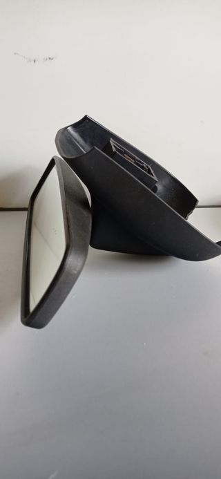 ESPEJO RETROVISOR INTERIOR / DE AUTO / MARCA DONNE