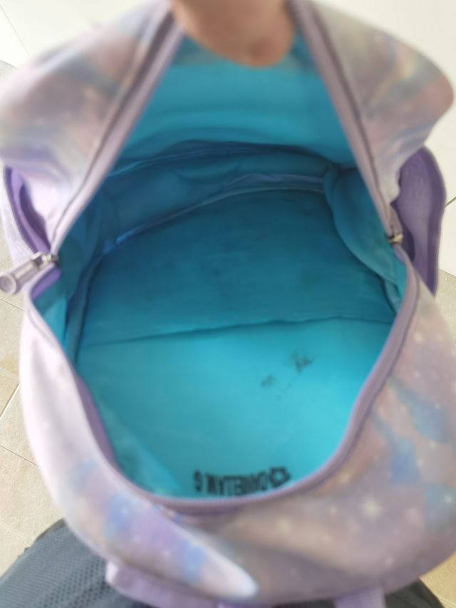 Mochila infantil unicornio con bolsillo transparen