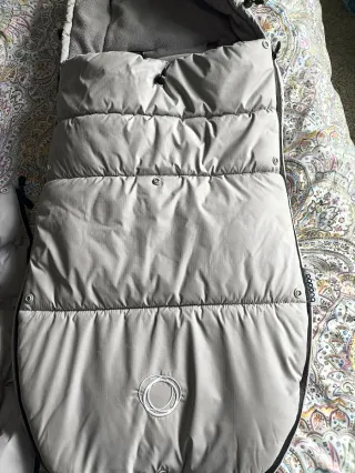 Saco Bugaboo Alto Rendimiento Gris
