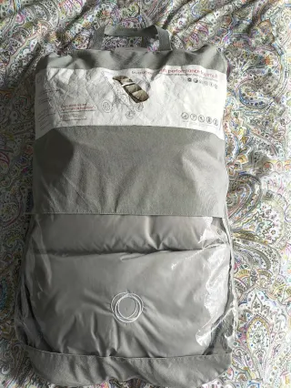 Saco Bugaboo Alto Rendimiento Gris