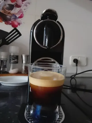Cafetera Nespresso Cápsulas Negra
