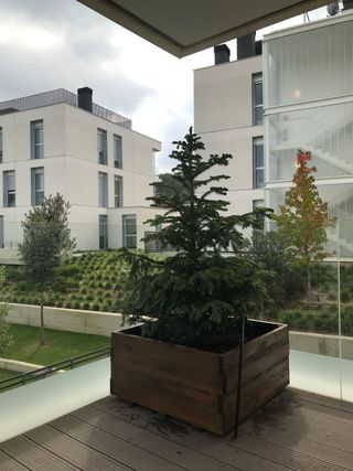 Maceta jardinera cuadrada madera