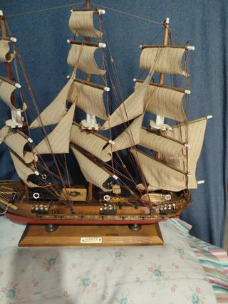 Maqueta Barco Fragata Siglo XVIII Madera