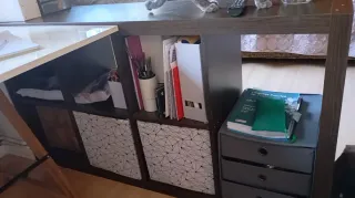 Estantería modular de madera con tela