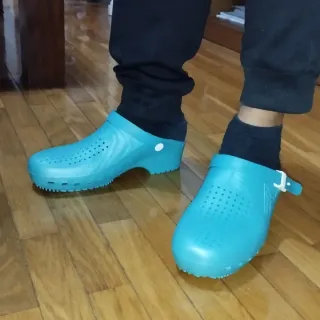 Zuecos sanitarios Calzuro