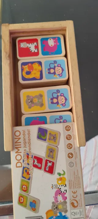 Dominó infantil de madera Mundo Diver