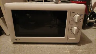 Microondas LG casi nuevo