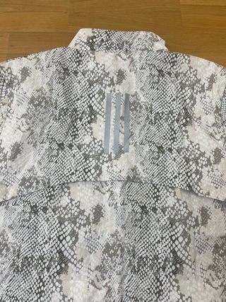 Cortavientos estampado de Adidas