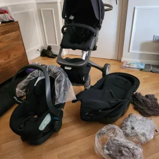 Passeggino Stokke blu, alcuni pezzi mai usati
