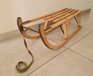 Trineo suizo Davos en madera 92cm