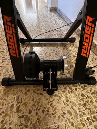 Rodillo entrenamiento bicicleta