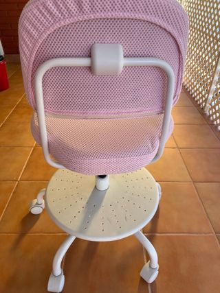 Silla de estudio VIMUND rosa y blanca