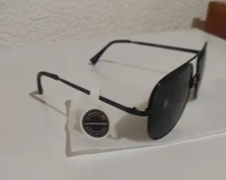 Gafas de sol Hawkers negras y marrones