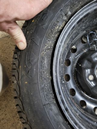 Neumatico 175/70R14C