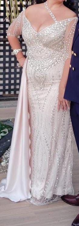 Vestido de fiesta plateado y rosa