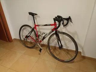 Bicicleta Carretera BH Carbón Spirit