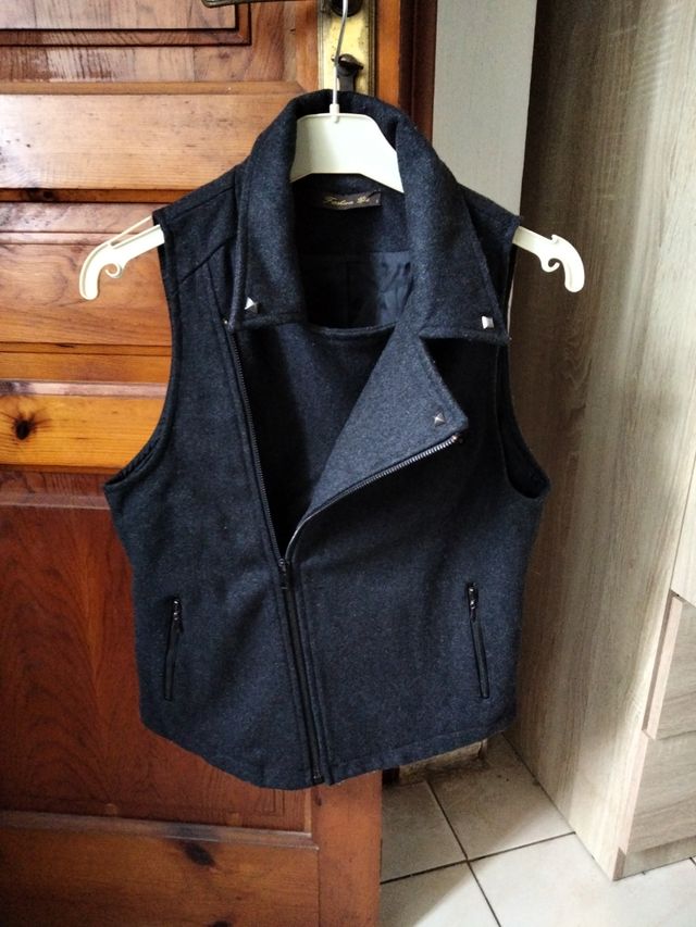 Chaleco de mujer negro