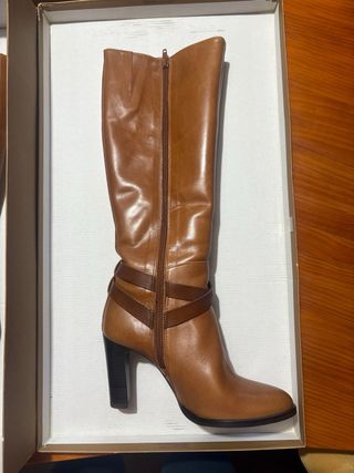Botas altas Gloria Ortiz piel marrón