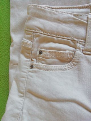 Pantalón Stradivarius Talla 32 Beige Elástico