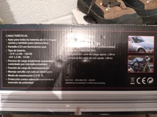 Cargador Batería Coche/Moto LCD CAR XTRAS