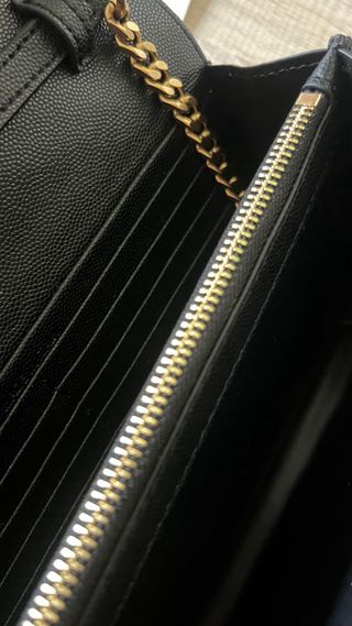 Bolso Saint Laurent Negro y Dorado
