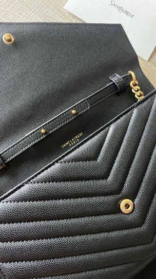 Bolso Saint Laurent Negro y Dorado