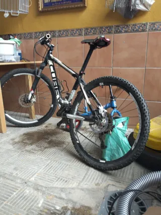Bicicleta de Montaña Cube