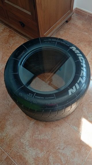 Mesa Rueda Neumático F1 Michelin