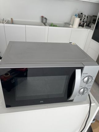 Microondas OK. Plata
