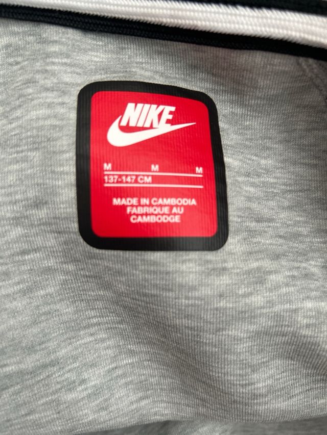 Chándal Nike Tech Gris usado