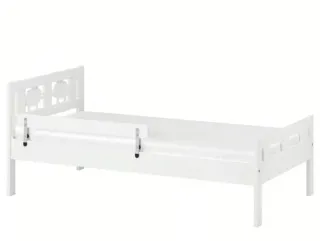 Cama infantil blanca IKEA