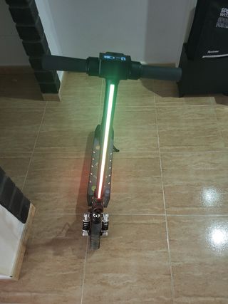 Patinete Eléctrico con Luces LED