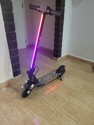 Patinete Eléctrico con Luces LED