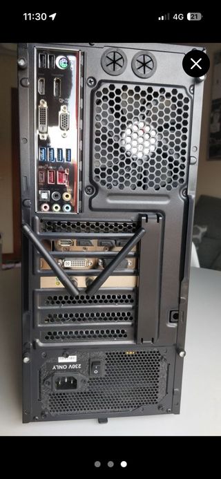 Set Up Gaming completo *Torre, Monitor, Mesa, etc.