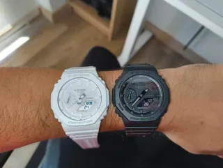 Relojes Casio G-Shock Negro y Blanco