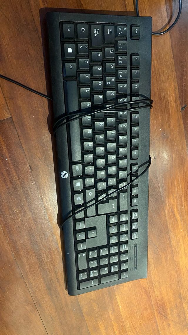 NEC Powermate PC + Teclado + Ratón