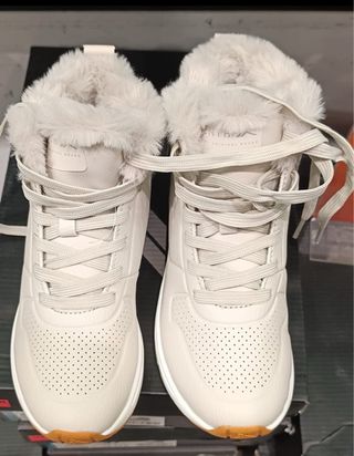 Botas deportivas Tenh blancas y beige