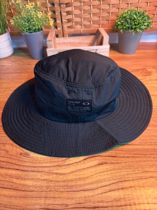 Sombrero Oakley Negro
