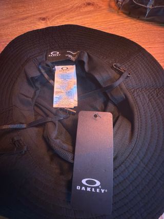 Sombrero Oakley Negro