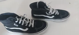 Vans negras