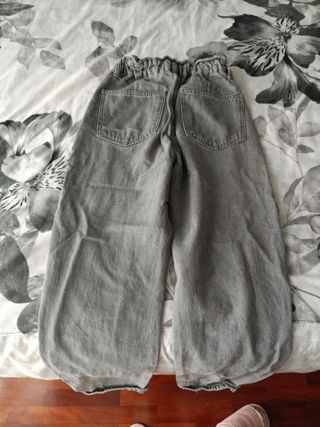 Pantalón vaquero ancho cintura elástica gris