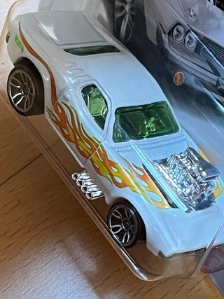 Hot Wheels Rodger Dodger