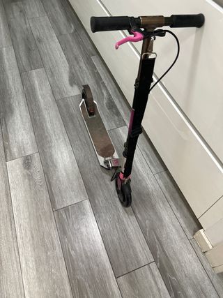 Patinete plegable con freno