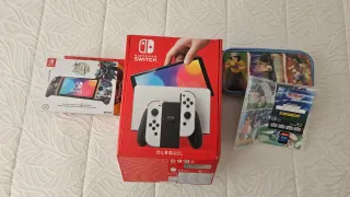 Nintendo Switch OLED + Hori + Capitán Tsubasa