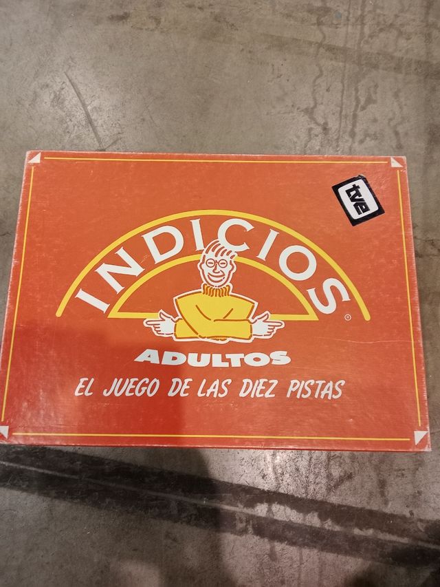 Juego de mesa Indicios Adultos