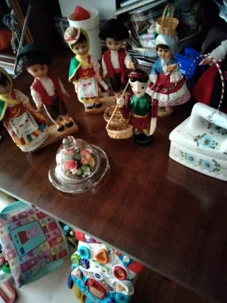 Figuras varias decorativas