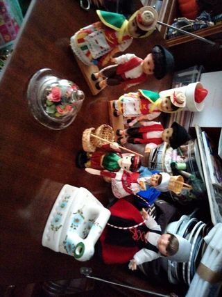 Figuras varias decorativas
