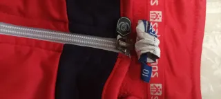 Chaqueta chándal Salesians roja y azul