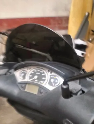Yamaha Xmax 250
